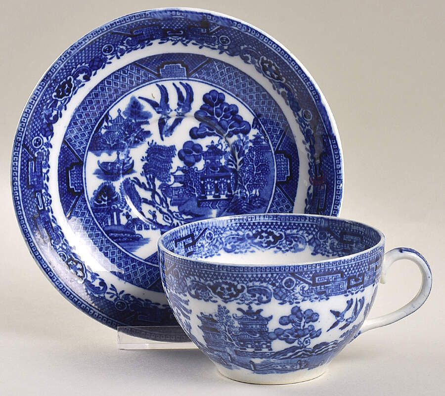 Ye Olde Blue Willow Flat Cup & Saucer Set by Royal Staffordshire-1