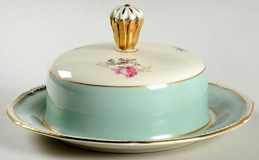 Melrose Round Covered Butter by Royal Tettau-1
