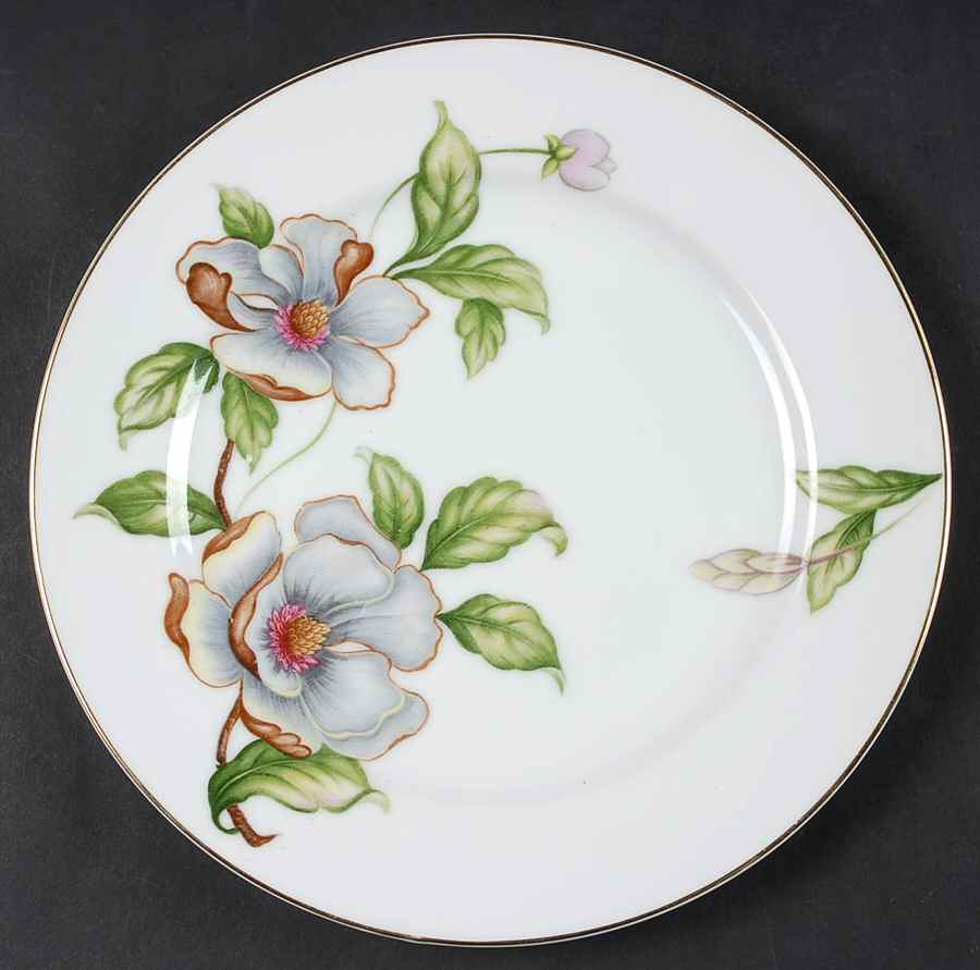 Dogwood Luncheon Plate by Roselyn-1
