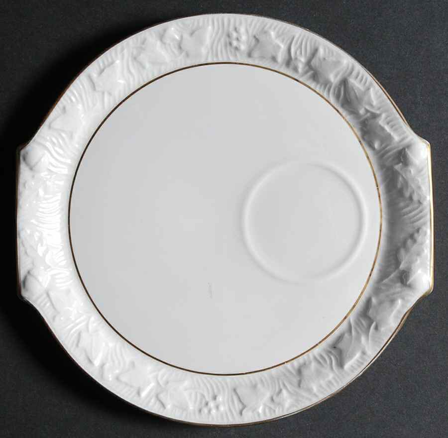 Old English Oak Gold Plate for Dessert Plate & Cup Set by Royal Stafford-1