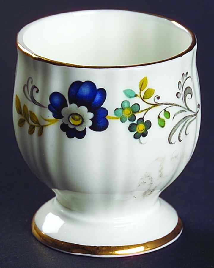 Blue Corn Flower Single Egg Cup by Royal Tara-1