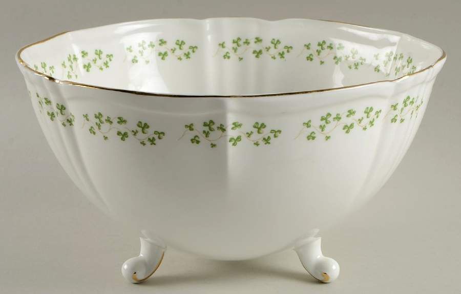Trellis Shamrock (Ribbed, Fluted) (3 Toed) Centre Bowl by Royal Tara-1