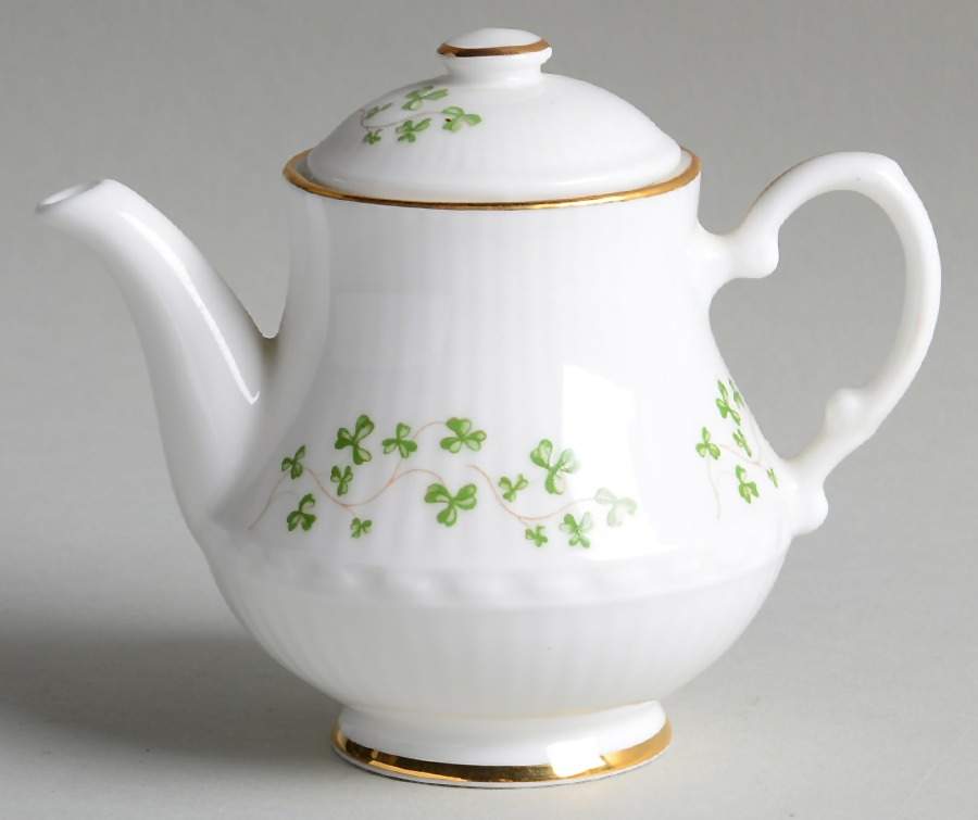Trellis Shamrock (Ribbed, Fluted) Child's Teapot & Lid by Royal Tara-1