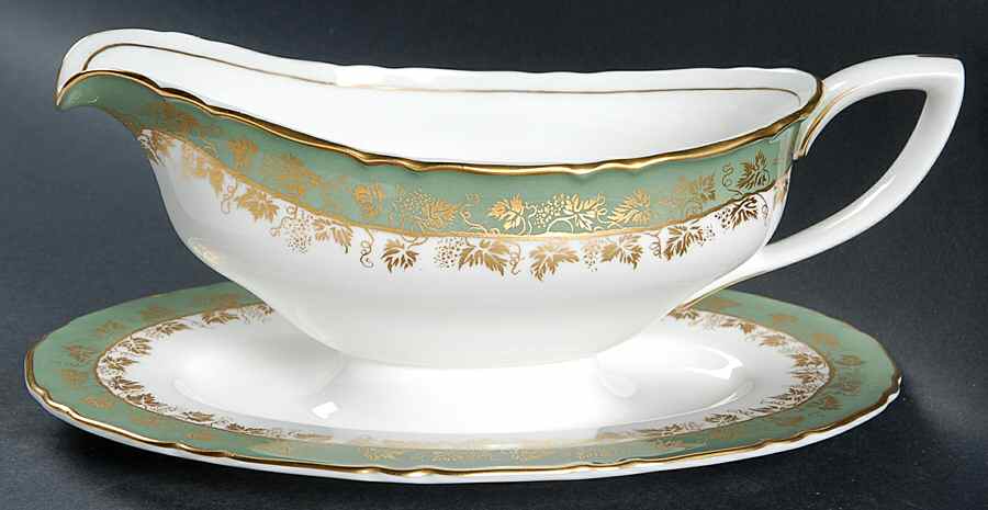 Arundel Green Gravy Boat with Attached Underplate by Royal Worcester-1