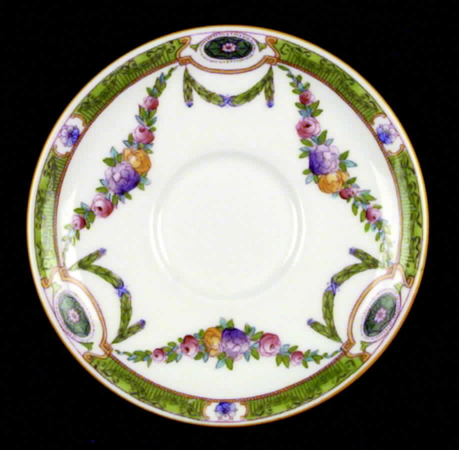 C1021 Saucer by Royal Worcester-1