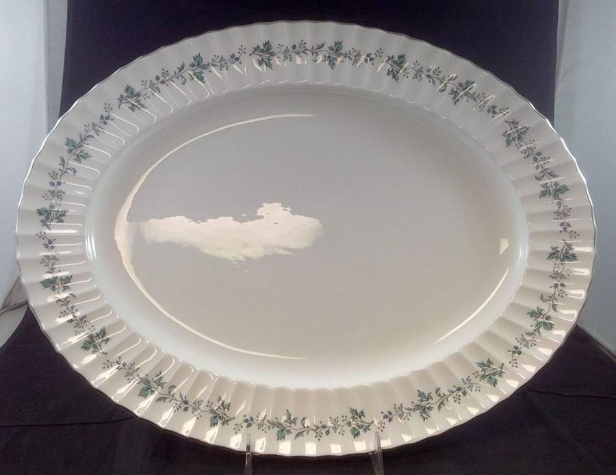 Chapel Hill 17" Oval Serving Platter by Royal Worcester-1