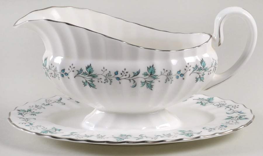 Chapel Hill Gravy Boat with Attached Underplate by Royal Worcester-1