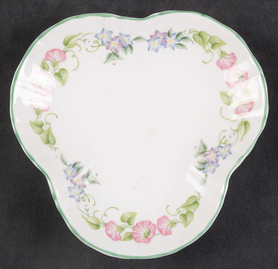 English Garden (Green Trim) Clover Shaped Dish by Royal Worcester-1