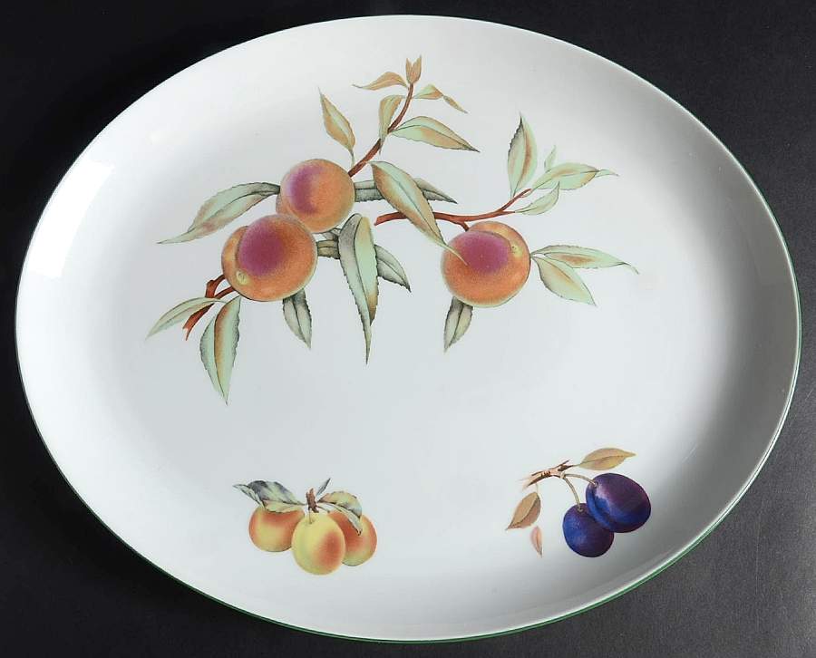 Evesham Vale 15" Oval Serving Platter by Royal Worcester-1