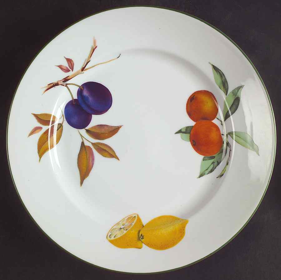 Evesham Vale Luncheon Plate by Royal Worcester-1