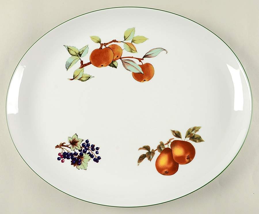 Evesham Vale 15" Oval Serving Platter by Royal Worcester-1