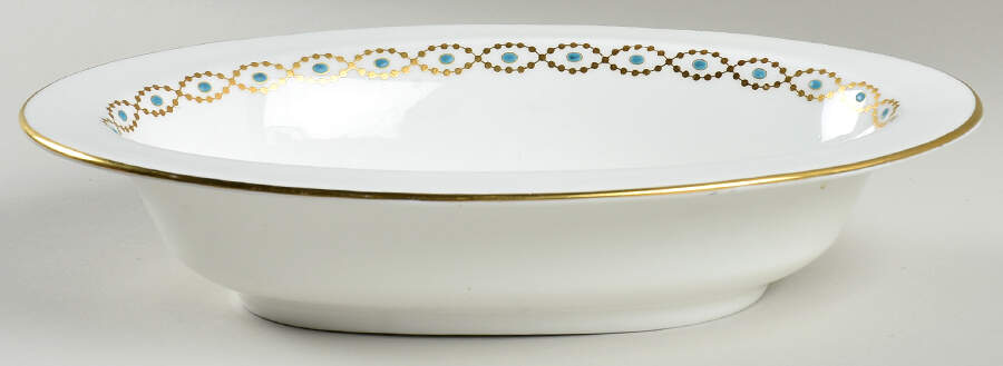 Lavalliere 10" Oval Vegetable Bowl by Royal Worcester-1