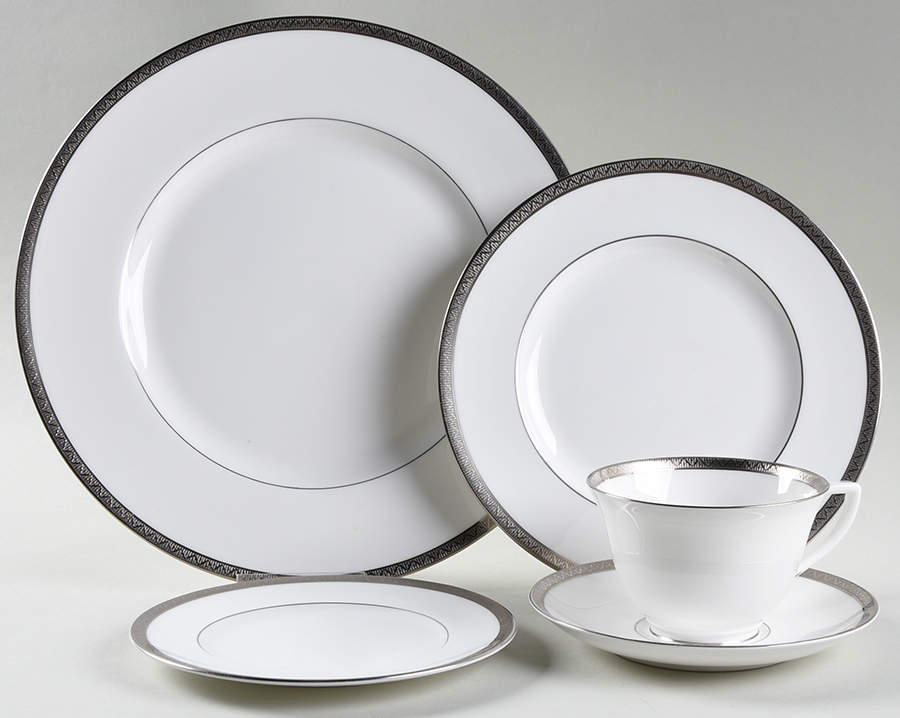 Malvern 5 Piece Place Setting by Royal Worcester-1