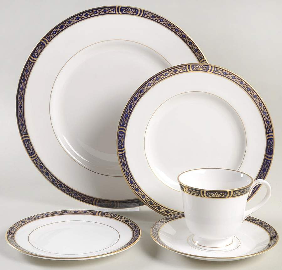 Mountbatten Cobalt Blue (Gold Trim) 5 Piece Place Setting by Royal Worcester-1