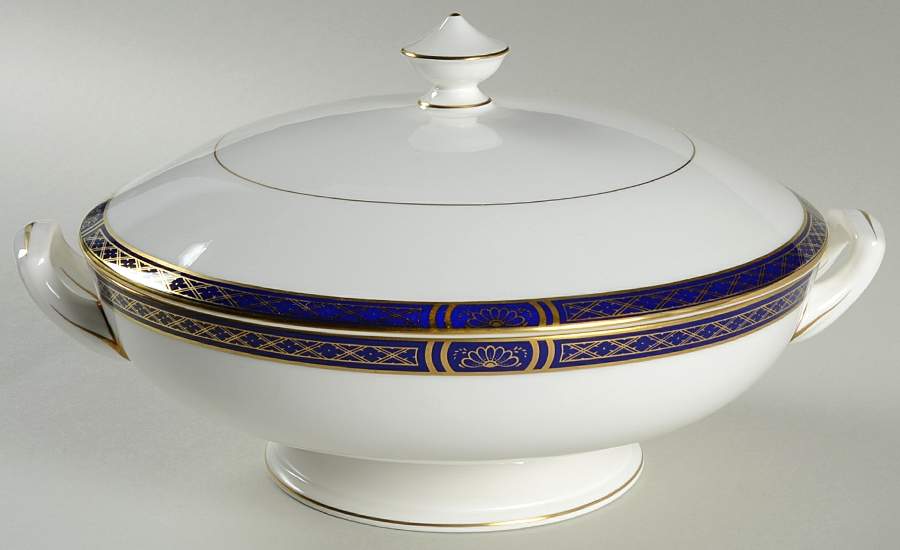 Mountbatten Cobalt Blue (Gold Trim) Round Covered Vegetable by Royal Worcester-1