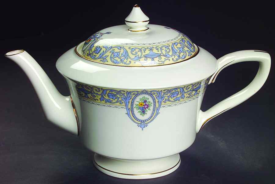 Portia (Z1407-1) Teapot & Lid by Royal Worcester-1