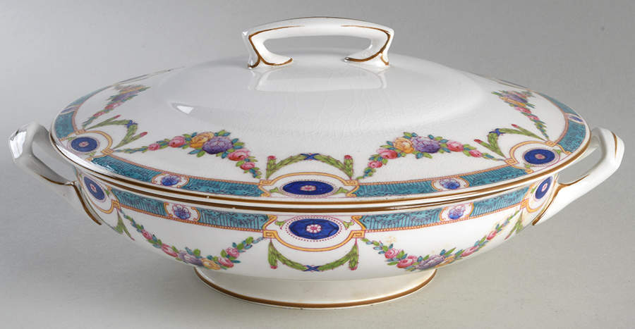Puritan Round Covered Vegetable by Royal Worcester-1