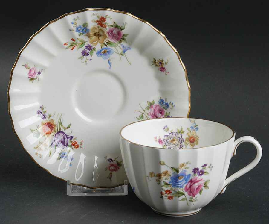 Roanoke Cream Flat Cup & Saucer Set by Royal Worcester-1