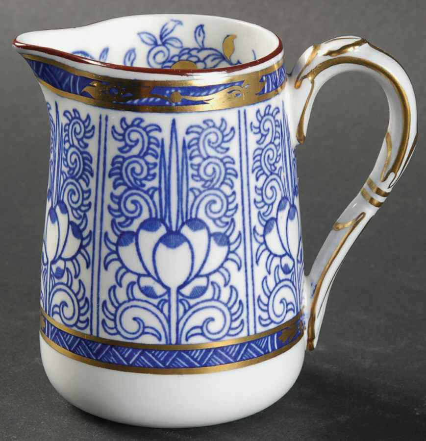 Royal Lily (Smooth) Mini Creamer by Royal Worcester-1