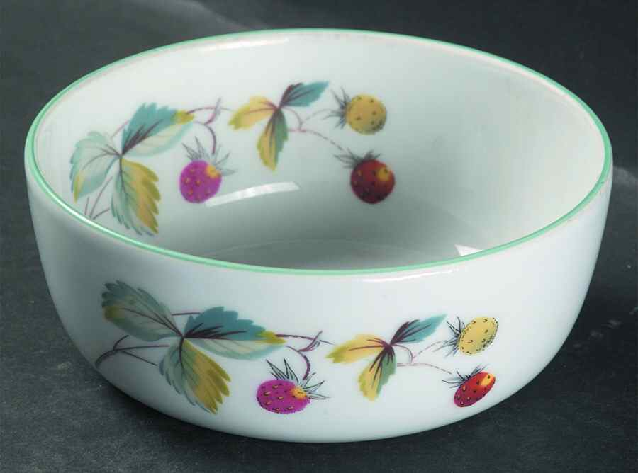 Strawberry Fair (Oven To Table, Bluetrim) Individual Salad Bowl by Royal Worcester-1