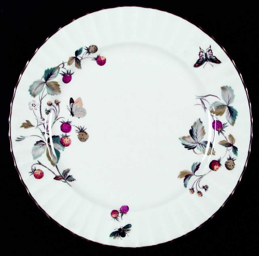 Strawberry Fair (Bone, Rim, Fluted, Gold) Dinner Plate by Royal Worcester-1