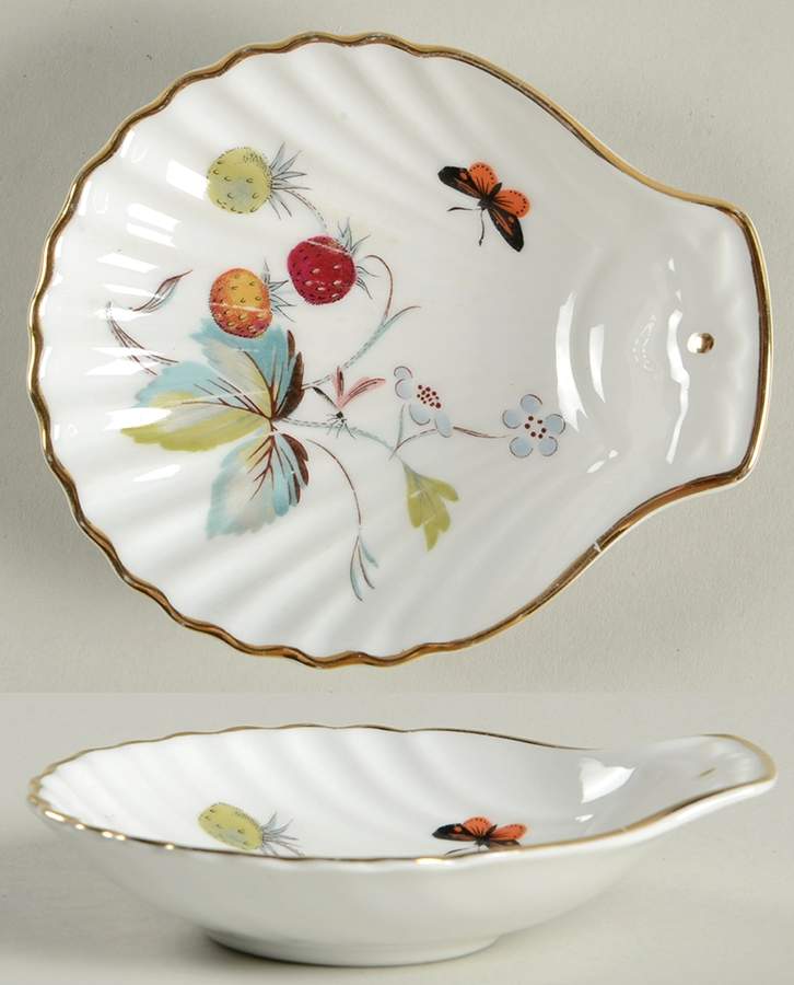 Strawberry Fair (Bone, Rim, Fluted, Gold) Small Shell Shaped Dish by Royal Worcester-1