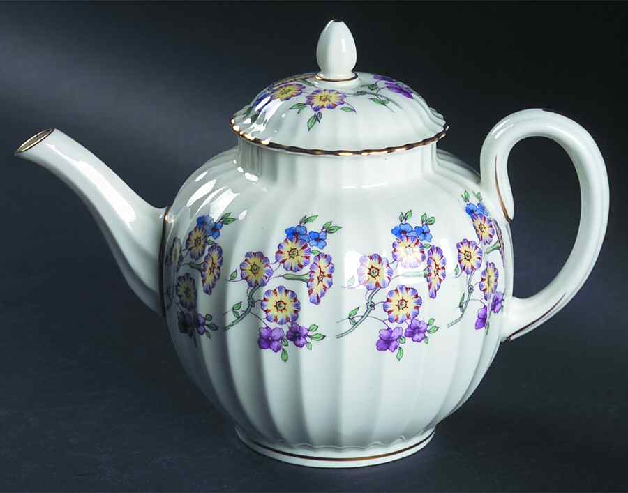 Valentine Teapot & Lid by Royal Worcester-1
