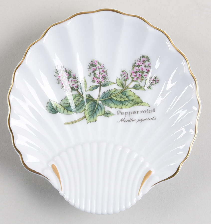 Worcester Herbs (Gold Trim) Small Shell Shaped Dish by Royal Worcester-1