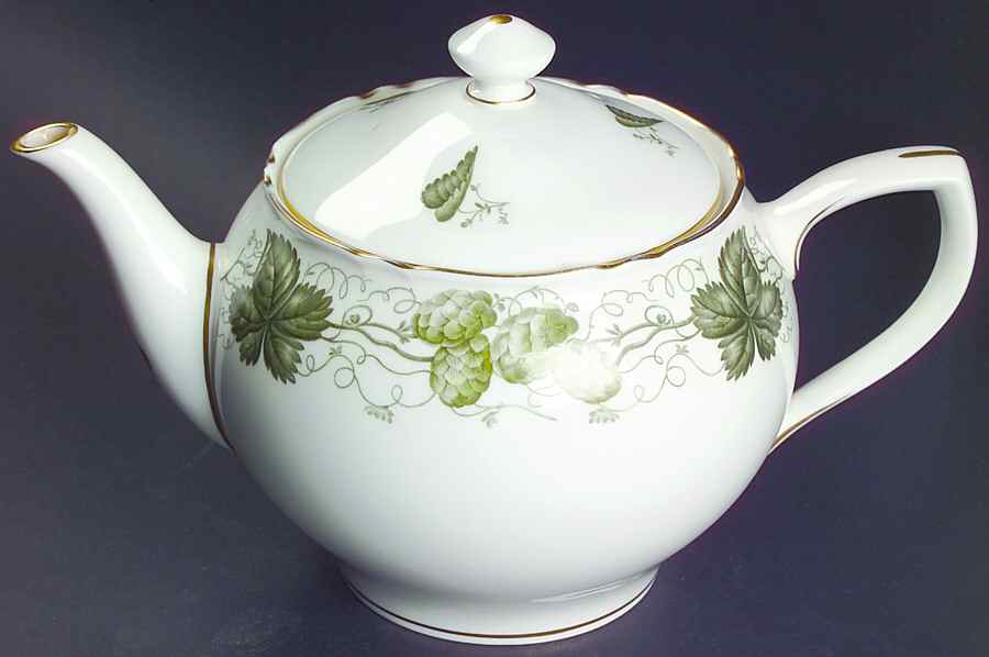 The Worcester Hop Teapot & Lid by Royal Worcester-1