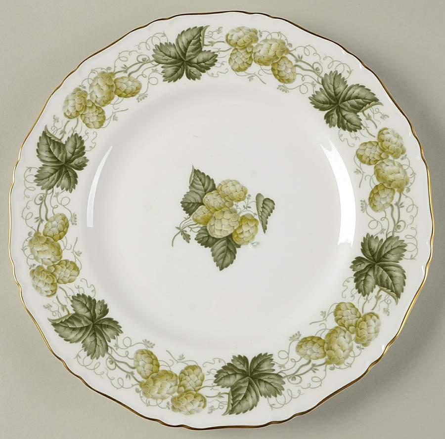 The Worcester Hop Luncheon Plate by Royal Worcester-1