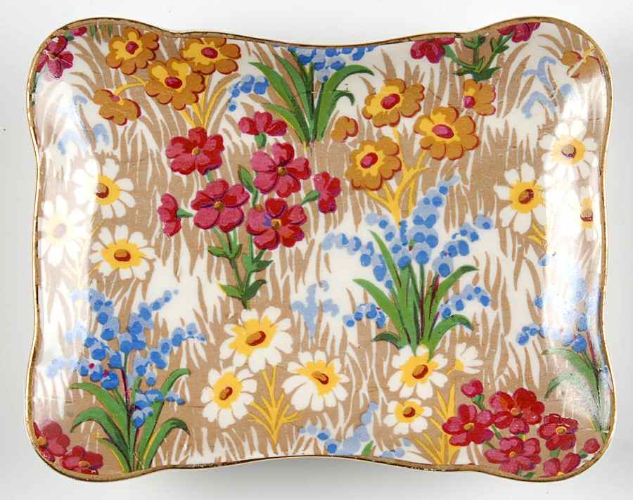Marguerite (Gold Trim) Pin Tray by Royal Winton-1