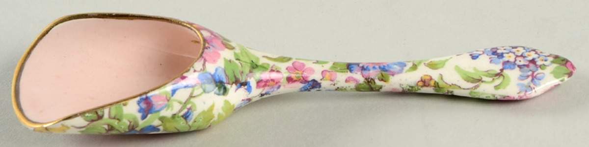 Summertime (Pre 1960, Cream Background, Gold Trim) Nut Scoop by Royal Winton-1
