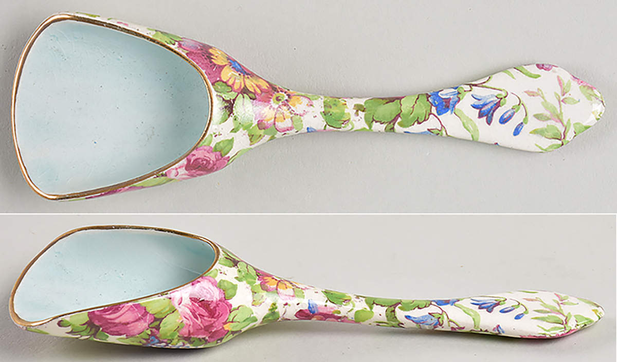Summertime (Pre 1960, Cream Background, Gold Trim) Nut Scoop by Royal Winton-1