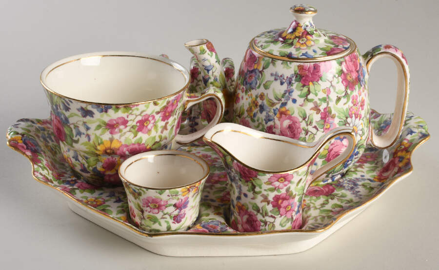 Summertime (Pre 1960, Cream Background, Gold Trim) 6-Piece Breakfast Set (Flat Cup) by Royal Winton-1