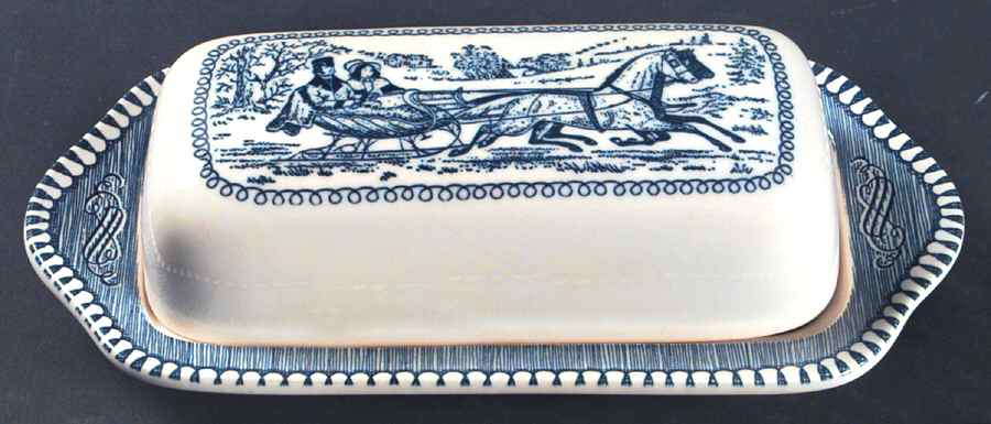 Currier and Ives Blue 1/4 Lb Covered Butter by Royal (USA)-1