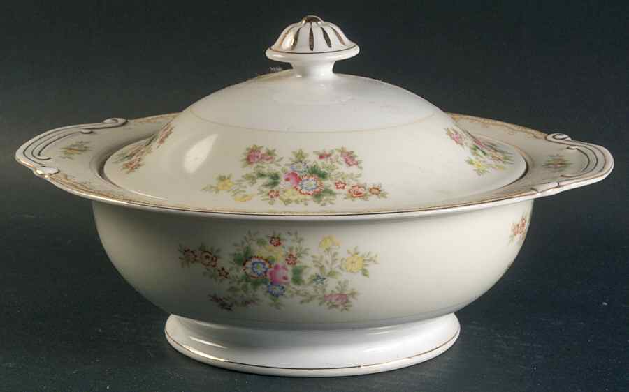Milford Round Covered Vegetable by Royal York (Japan)-1