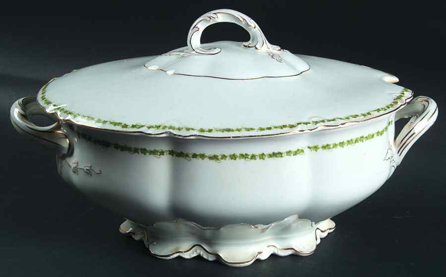 10789 Oval Tureen & Lid by Royal Saxony-1