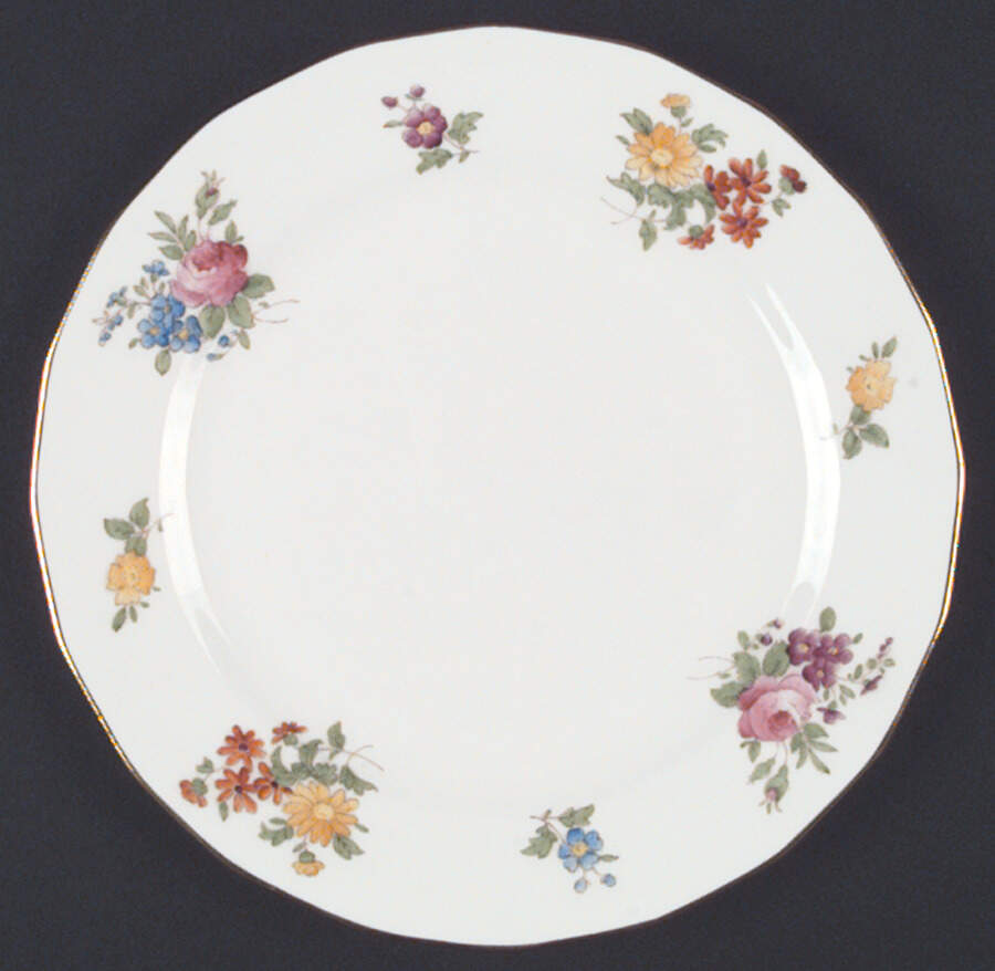 T1728 Salad Plate by Royal Cauldon-1