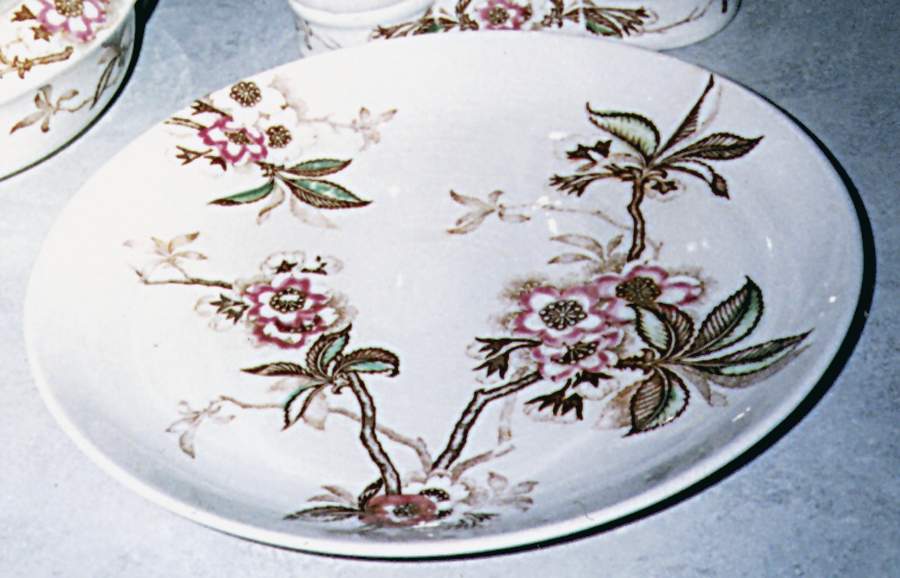 RDW1 Dinner Plate by Royal Swedana (Japan)-1