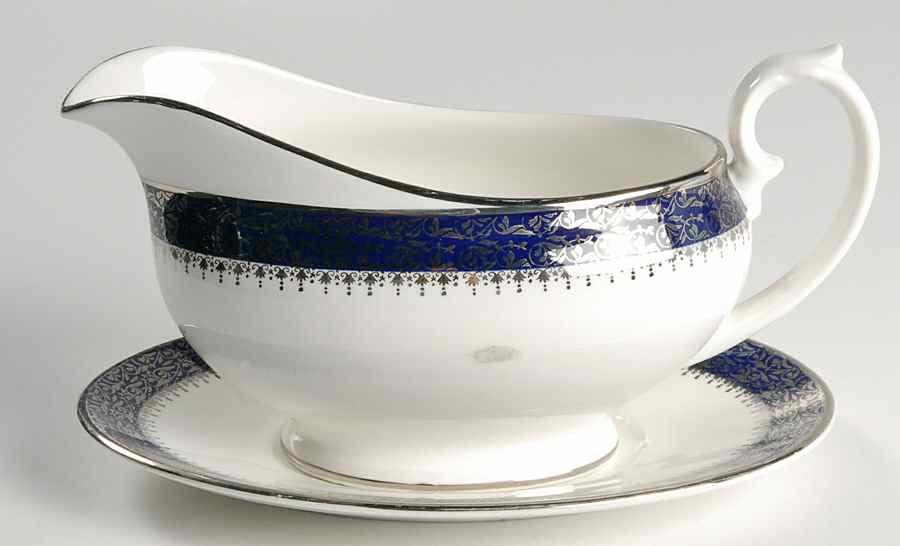 Ambassador Gravy Boat & Underplate by Royal Grafton-1