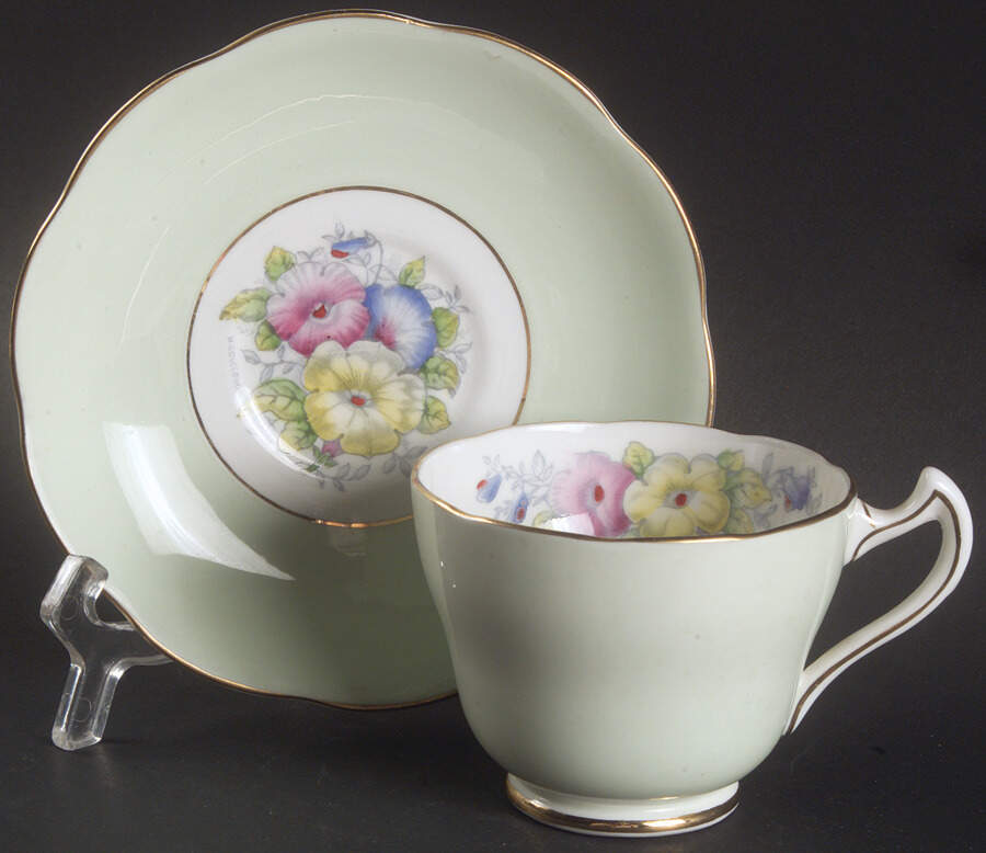 Petunia Footed Cup & Saucer Set by Royal Crown (England)-1