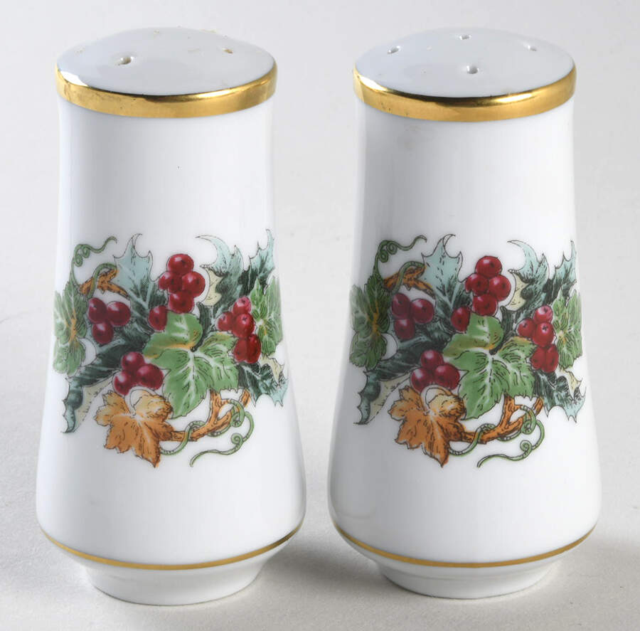 The Holly and The Ivy Salt & Pepper Set by Royal Gallery-1