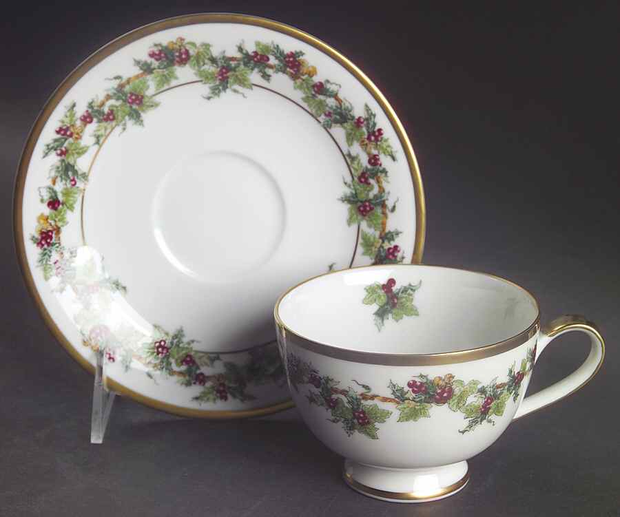The Holly and The Ivy Footed Cup & Saucer Set by Royal Gallery-1