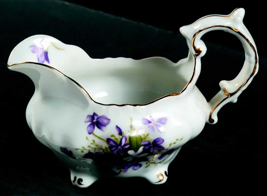 Spring Violets Creamer by Rossetti-1