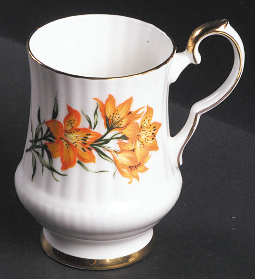 Prairie Lily (Ribbed, Gold Trim) Mug by Royal Windsor-1