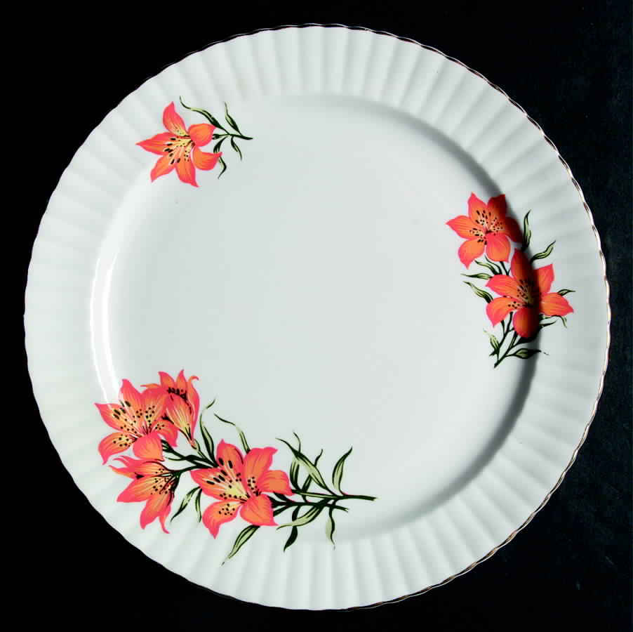 Prairie Lily (Ribbed, Gold Trim) Dinner Plate by Royal Windsor-1