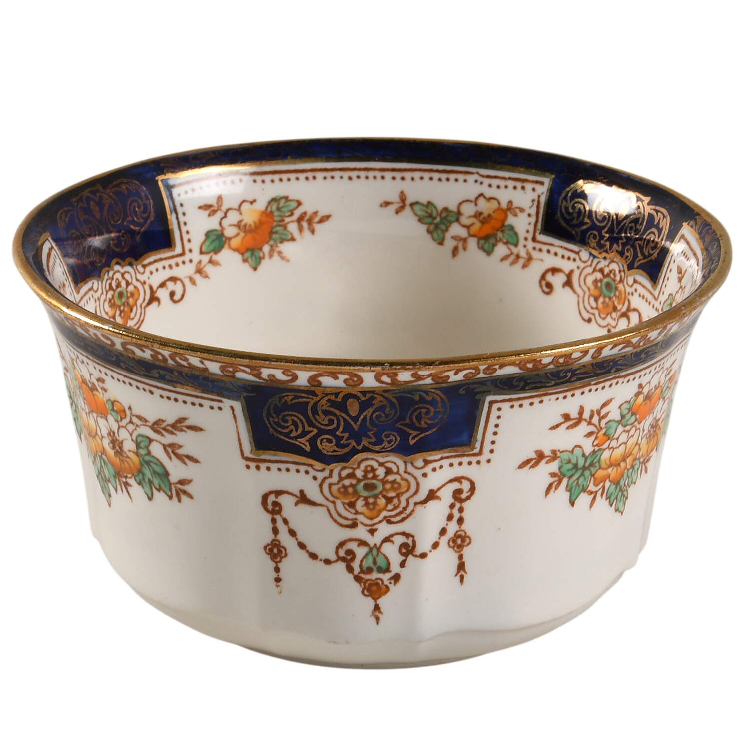 ROV13 Cranberry Bowl by Royal Victoria-1