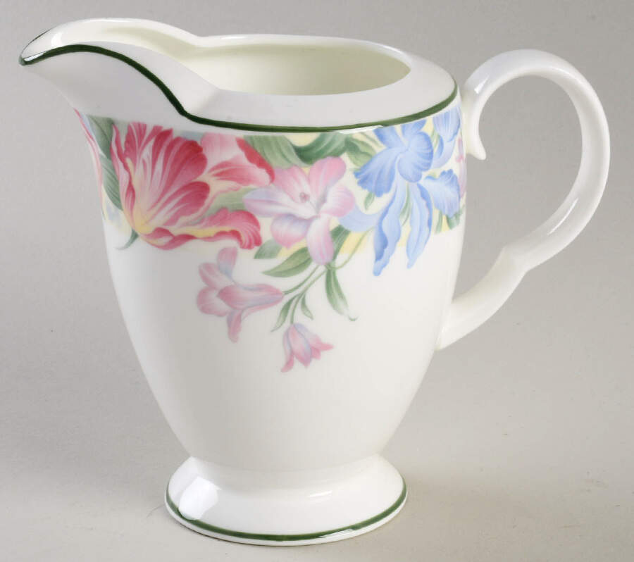 Fonteyn Creamer by Royal Albert-1