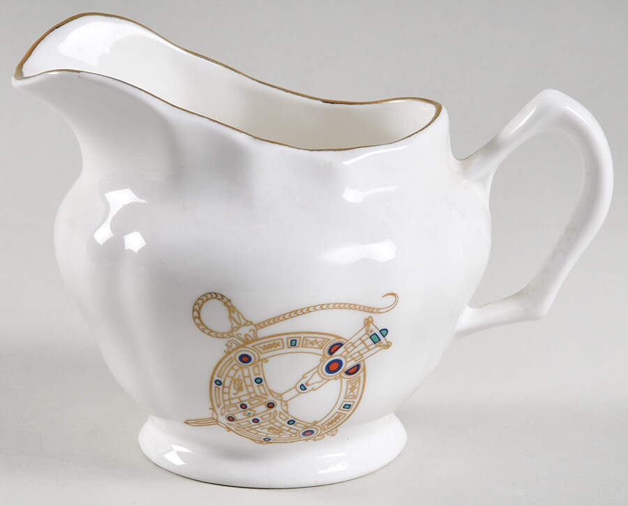 Tara Brooch (Scalloped) Creamer by Royal Tara-1