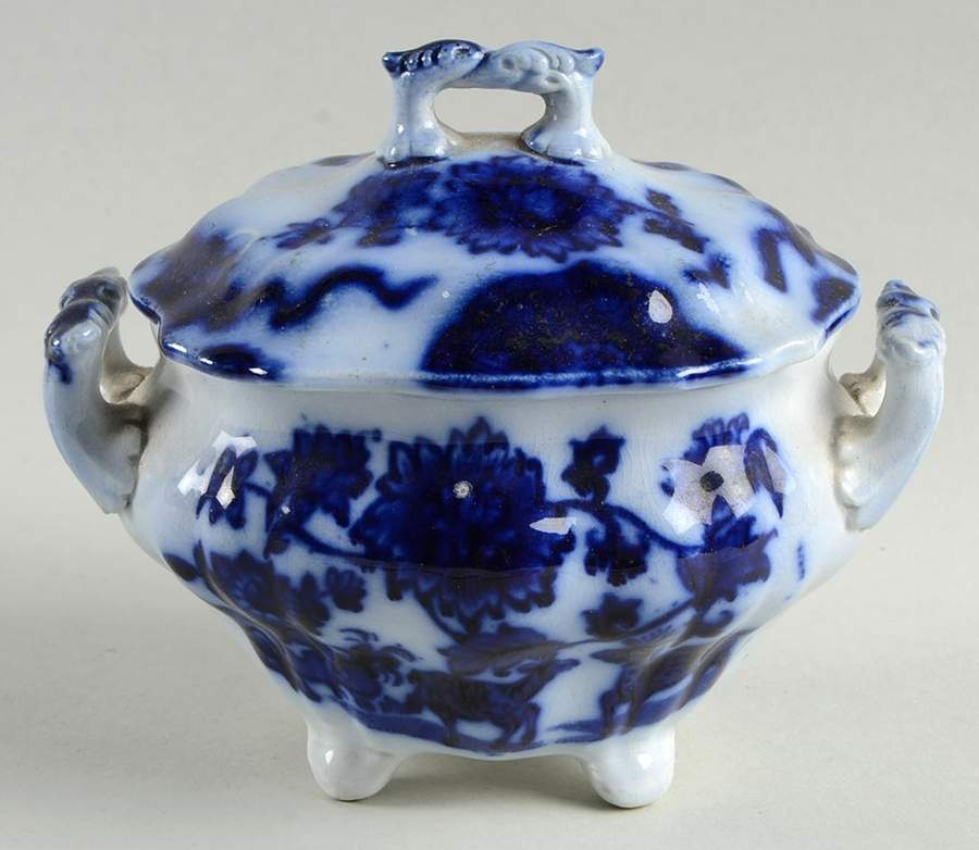 Messina Sugar Bowl & Lid by Royal Cauldon-1